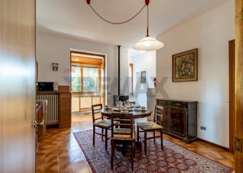 Sala da pranzo - Villa Volta
 
41, Cassago Brianza - foto 17