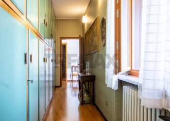 Hall / corridoio - Villa Volta
 
41, Cassago Brianza - foto 38