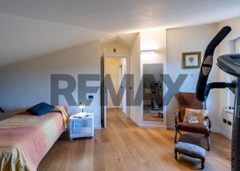 Camera / camera da letto - Villa Bifamiliare CADORNA
 
28, Cremella - foto 35