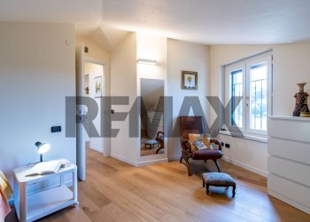 Soggiorno - Villa Bifamiliare CADORNA
 
28, Cremella - foto 40