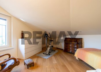 Camera / camera da letto - Villa Bifamiliare CADORNA
 
28, Cremella - foto 41