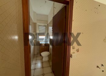 Bagno - Four-room apartment via Giuseppe Amato
 
23, Buccheri - photo 17