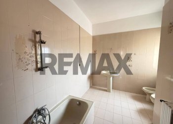 Bagno - Four-room apartment via Giuseppe Amato
 
23, Buccheri - photo 18