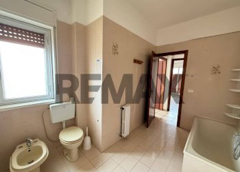 Bagno - Four-room apartment via Giuseppe Amato
 
23, Buccheri - photo 19