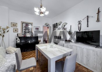 Sala da pranzo - Three-room apartment Via Chivasso
 
27, Vercelli - photo 3