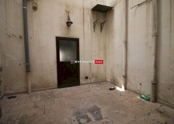 Shop Via Giovanni Simonetti, Martina Franca - photo 17