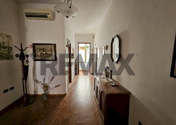 Hall / corridoio - Four-room apartment via Boccaccio
 
3, Piombino - photo 4