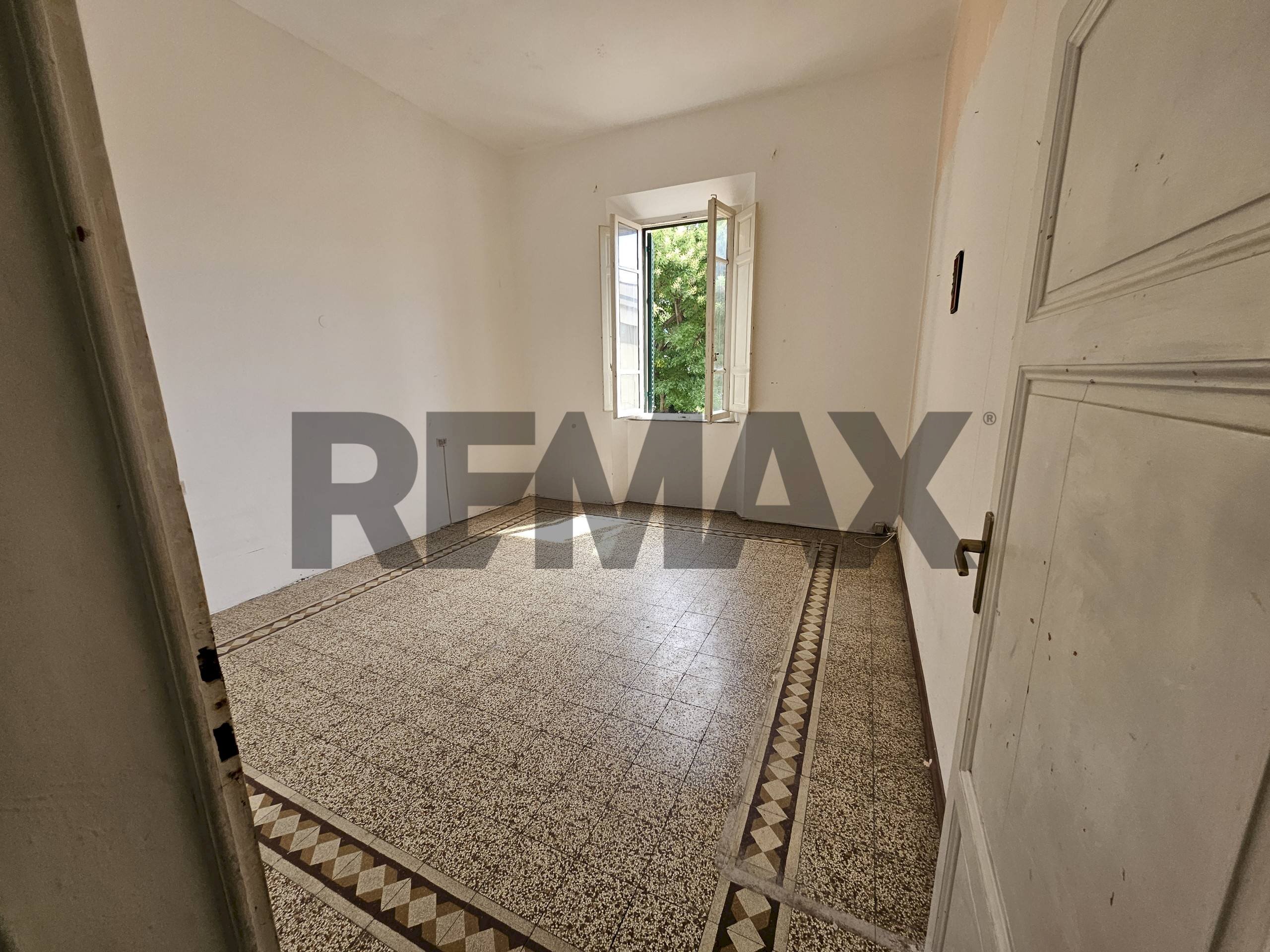 Stanza vuota - Quadrilocale via della Repubblica
 
64, Piombino - foto 1