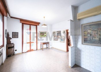 Stanza vuota - Casa indipendente VIALE DELLA LIBERTA'
 
30, Boretto - foto 10
