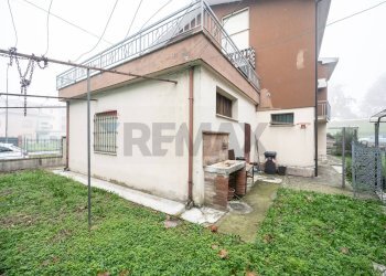 Casa all\'aperto - Casa indipendente VIALE DELLA LIBERTA'
 
30, Boretto - foto 41