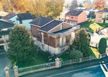 Casa all\'aperto - Casa indipendente VIALE DELLA LIBERTA'
 
30, Boretto - foto 52