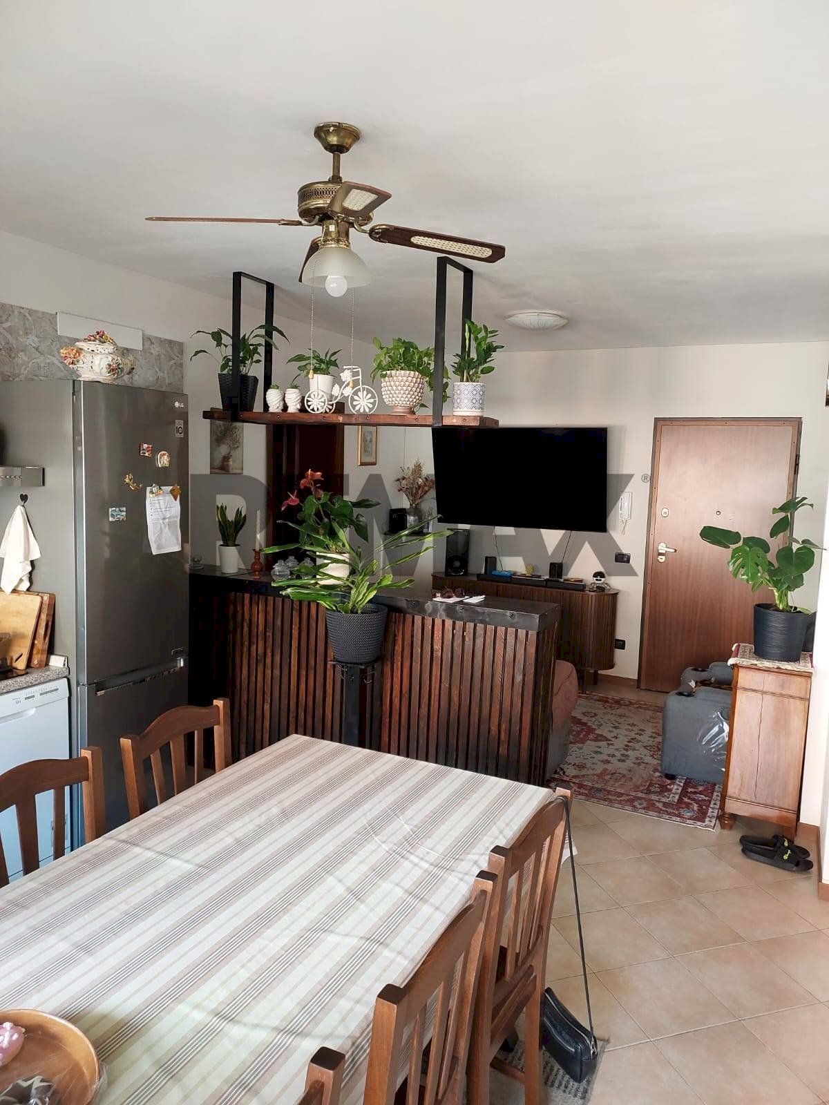 Sala da pranzo - Trilocale Via Milano
 
57, Castelnuovo del Garda - foto 3