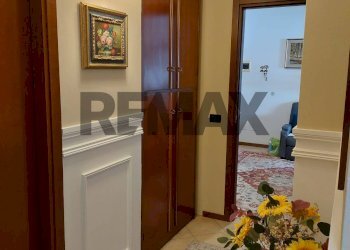 Hall / corridoio - Trilocale Via Milano
 
57, Castelnuovo del Garda - foto 8