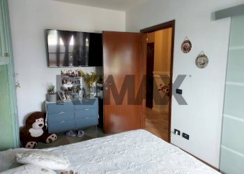 Camera / camera da letto - Trilocale Via Milano
 
57, Castelnuovo del Garda - foto 11