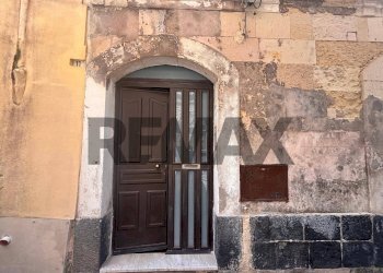 Edificio all\'aperto - Casa semi indipendente Via Claudio Arezzo
11, Siracusa - foto 3
