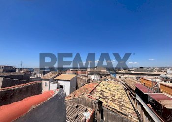 Edificio all\'aperto - Casa semi indipendente Via Claudio Arezzo
11, Siracusa - foto 28