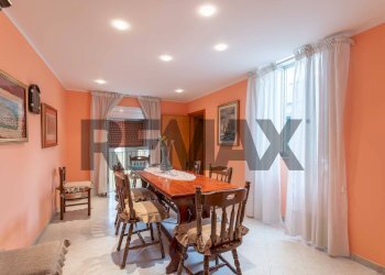 Sala da pranzo - Semi-detached house Via Claudio Arezzo
11, Siracusa - photo 14