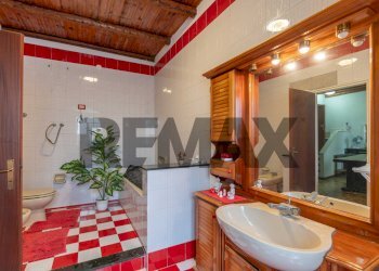 Bagno - Semi-detached house Via Claudio Maria Arezzo
11, Siracusa - photo 10