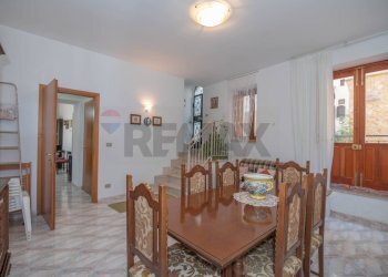 Salone - Independent house via Vittorio Emanuele
 
67, Melilli - photo 3