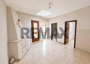 Stanza vuota - Semi-detached house Piazza Santa Maria A Fratta
 
SNC, Vairano Patenora - photo 10