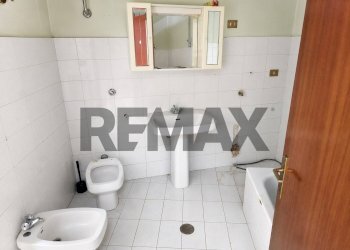 Bagno - Semi-detached house Piazza Santa Maria A Fratta
 
SNC, Vairano Patenora - photo 16
