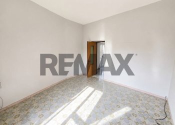 Stanza vuota - Semi-detached house Piazza Santa Maria A Fratta
 
SNC, Vairano Patenora - photo 26