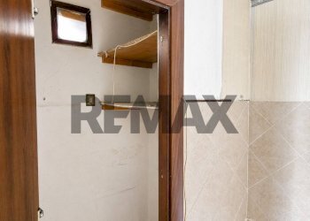 Dettagli - Semi-detached house Piazza Santa Maria A Fratta
 
SNC, Vairano Patenora - photo 28