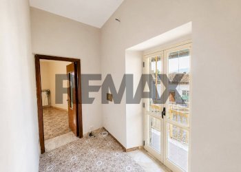 Hall / corridoio - Semi-detached house Piazza Santa Maria A Fratta
 
SNC, Vairano Patenora - photo 37