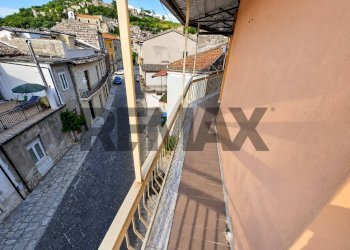 Balcone - Semi-detached house Piazza Santa Maria A Fratta
 
SNC, Vairano Patenora - photo 39