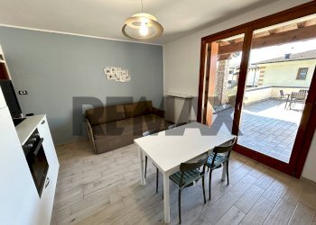 Sala da pranzo - Two-room apartment via Monte Adamello
 
12/L, Solto Collina - photo 3