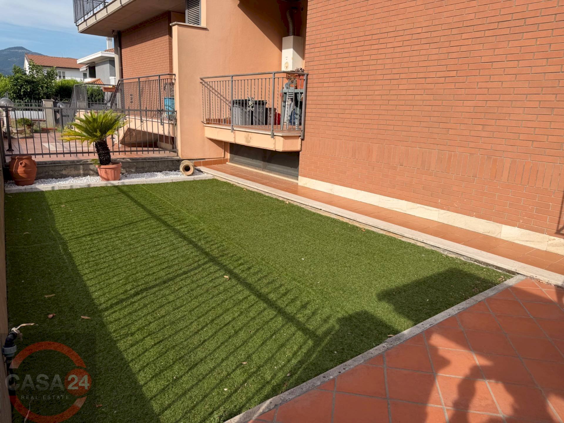 Foto 2 - Villa VIA SIMPLICIO, Latina - photo 2