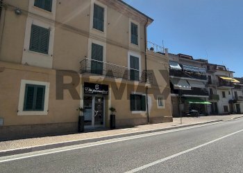 Edificio all\'aperto - Casa semi indipendente CORSO ROMA
 
67, Castel Frentano - foto 1