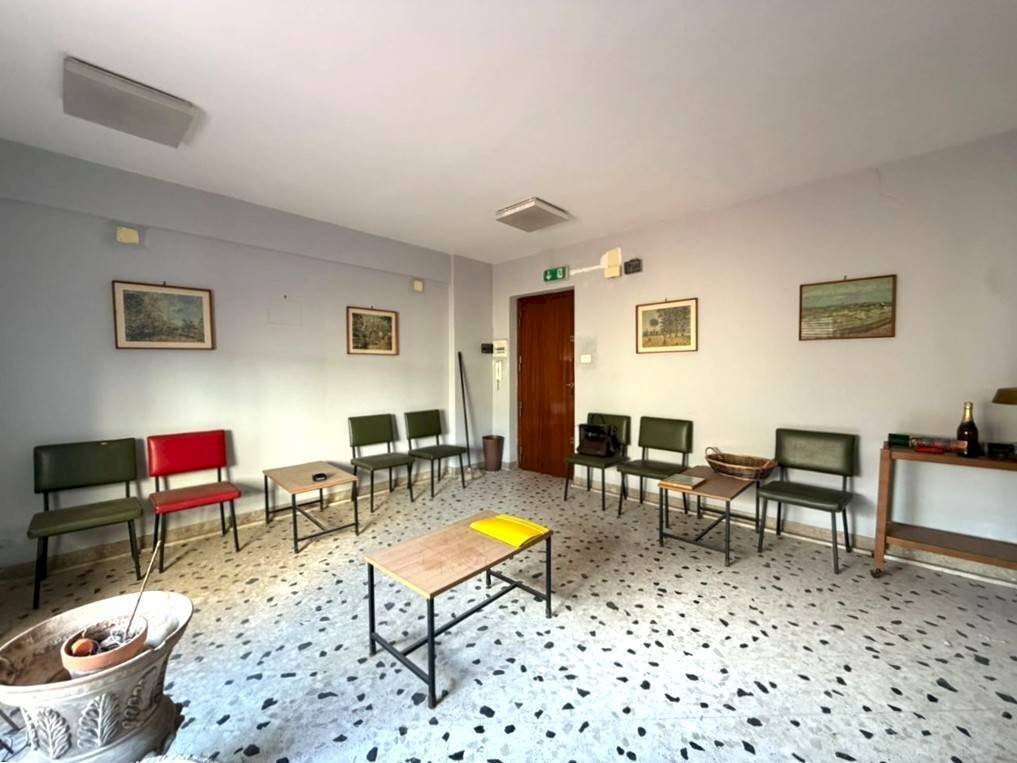 Foto 1 - Ufficio Corso Camillo Finocchiaro Aprile
 
124, Palermo - foto 1
