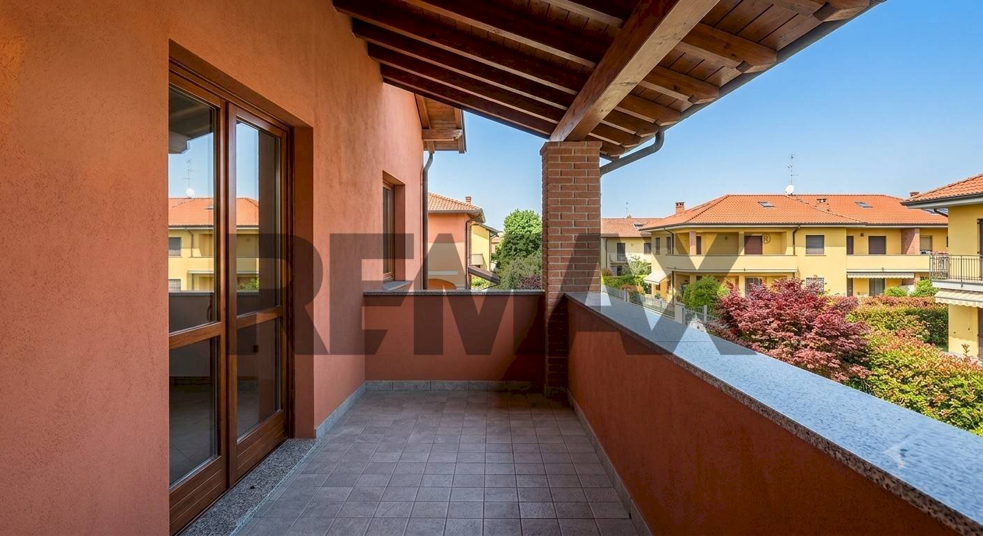 Balcone - Semi-detached house VIA CESARE BATTISTI
 
18, Settimo Milanese - photo 1