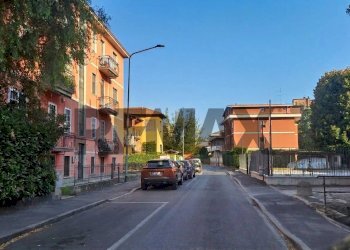 Edificio all\'aperto - Semi-detached house VIA CESARE BATTISTI
 
18, Settimo Milanese - photo 4