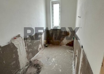 Stanza vuota - Bilocale vicolo Fiume
 
33, Lentate sul Seveso - foto 8