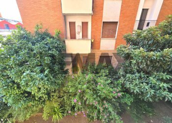 Giardino - Bilocale Via Gianfranco Zuretti
 
64, Milano - foto 13