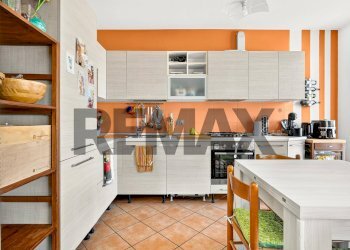 Cucina - Bilocale Via Della Novella
 
69, Samarate - foto 6