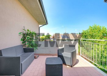 Terrazza - Bilocale Via Della Novella
 
69, Samarate - foto 16