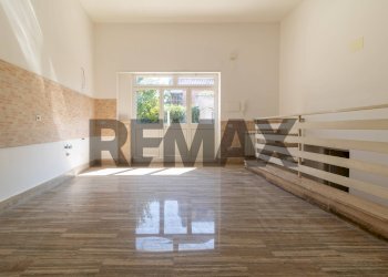 Stanza vuota - Four-room apartment Via Bellante
42, Roma - photo 4