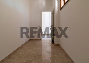 Stanza vuota - Four-room apartment Via Bellante
42, Roma - photo 7