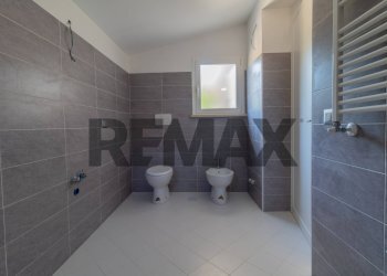 Bagno - Four-room apartment Via Bellante
42, Roma - photo 9