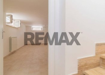 Scale - Four-room apartment Via Bellante
42, Roma - photo 26