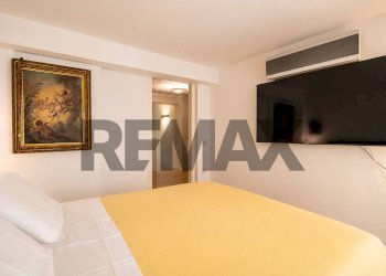 Camera / camera da letto - Appartamento via Savonarola
 
185, Padova - foto 23