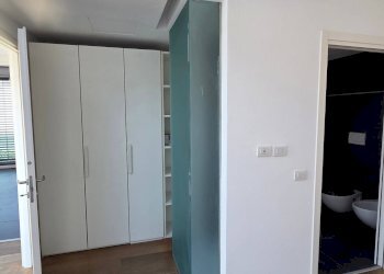 Foto 28 - Three-room apartment Via Cesare Battisti
 
3, Opera - photo 28