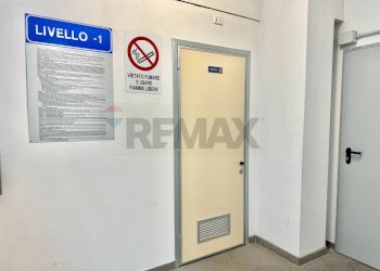 Stanza vuota - Box Piazza Della Vittoria- Viale Allegri
 
14/a, Reggio nell'Emilia - photo 14