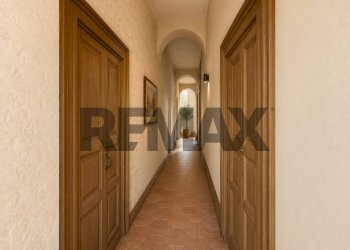 Hall / corridoio - Casa indipendente via per Premezzo
 
4, Gallarate - foto 17