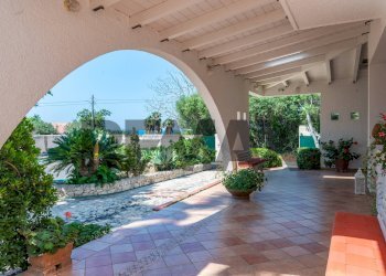 Terrazza - Villa via Ponza
 
sn, Ragusa - foto 1