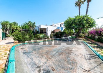 Piscina - Villa via Ponza
 
sn, Ragusa - foto 14