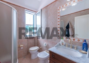 Bagno - Villa via Ponza
 
sn, Ragusa - foto 32